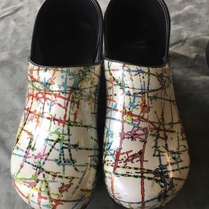 Dansko nurse clogs size 40